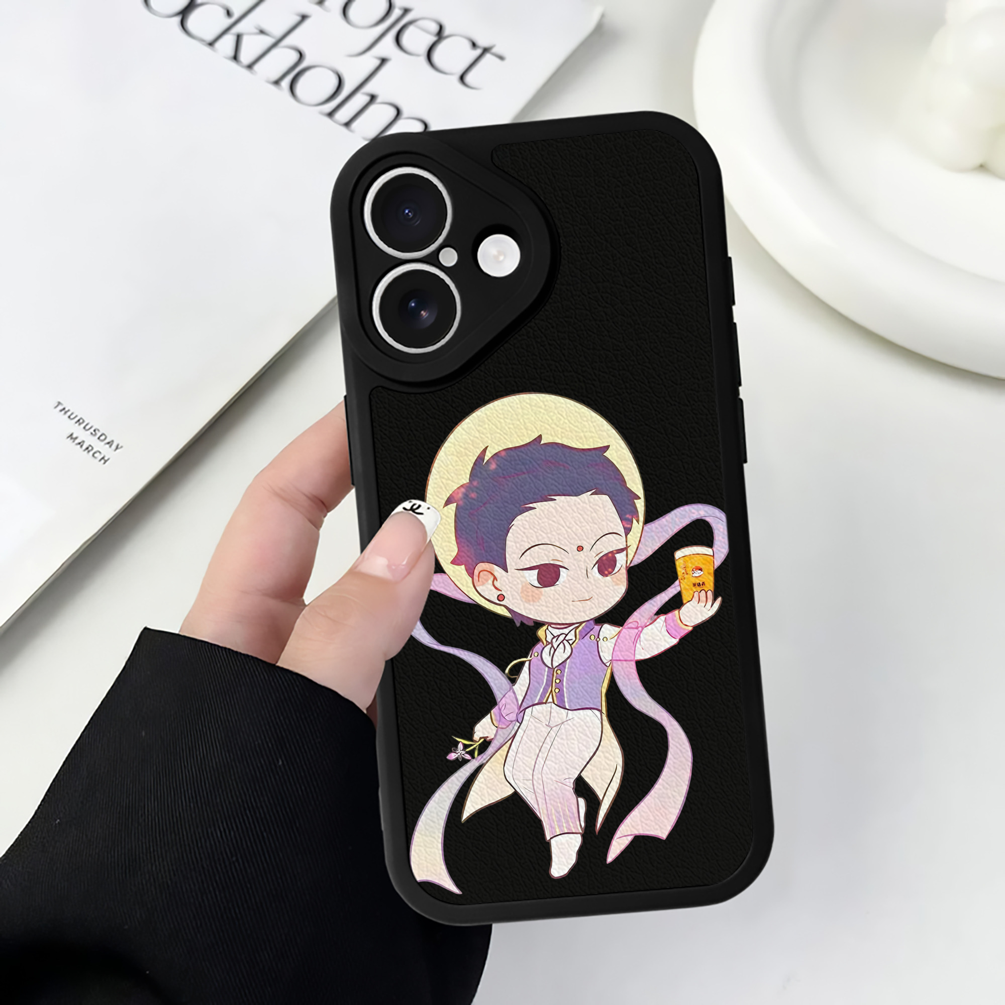 （画像用） Ne Zha 2 ナタ 魔童の大暴れ 【iPhone 16シリーズ対応】シリコンスマホケース（レザー調） 材質：シリコン